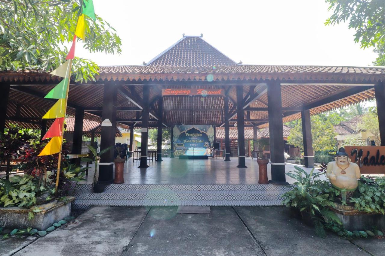 Omah Rohadi Syariah By Ndalem Beong Hotel Magelang Eksteriør billede